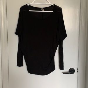 Black long sleeve tee